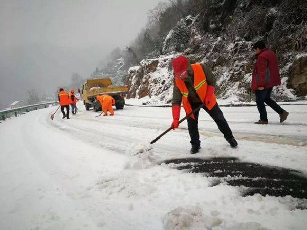 蒸汽模塊爐如何給道路除冰!